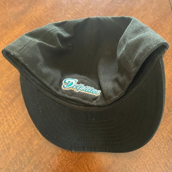 Miami Dolphins New Era 59FIFTY Black Fitted Hat Size 7 1/4 NFL - Picture 2 of 4